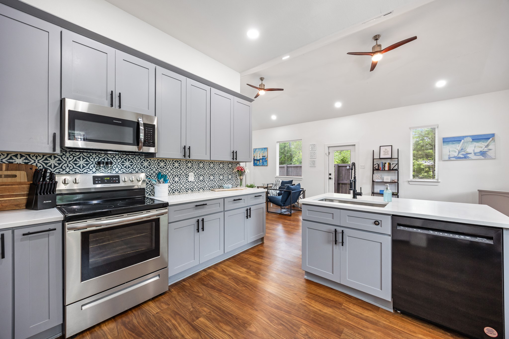 225 S Cherokee Shores Drive Mabank TX 75156