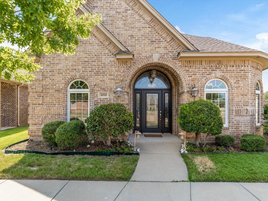 3200 Fountain Way Granbury TX 76049