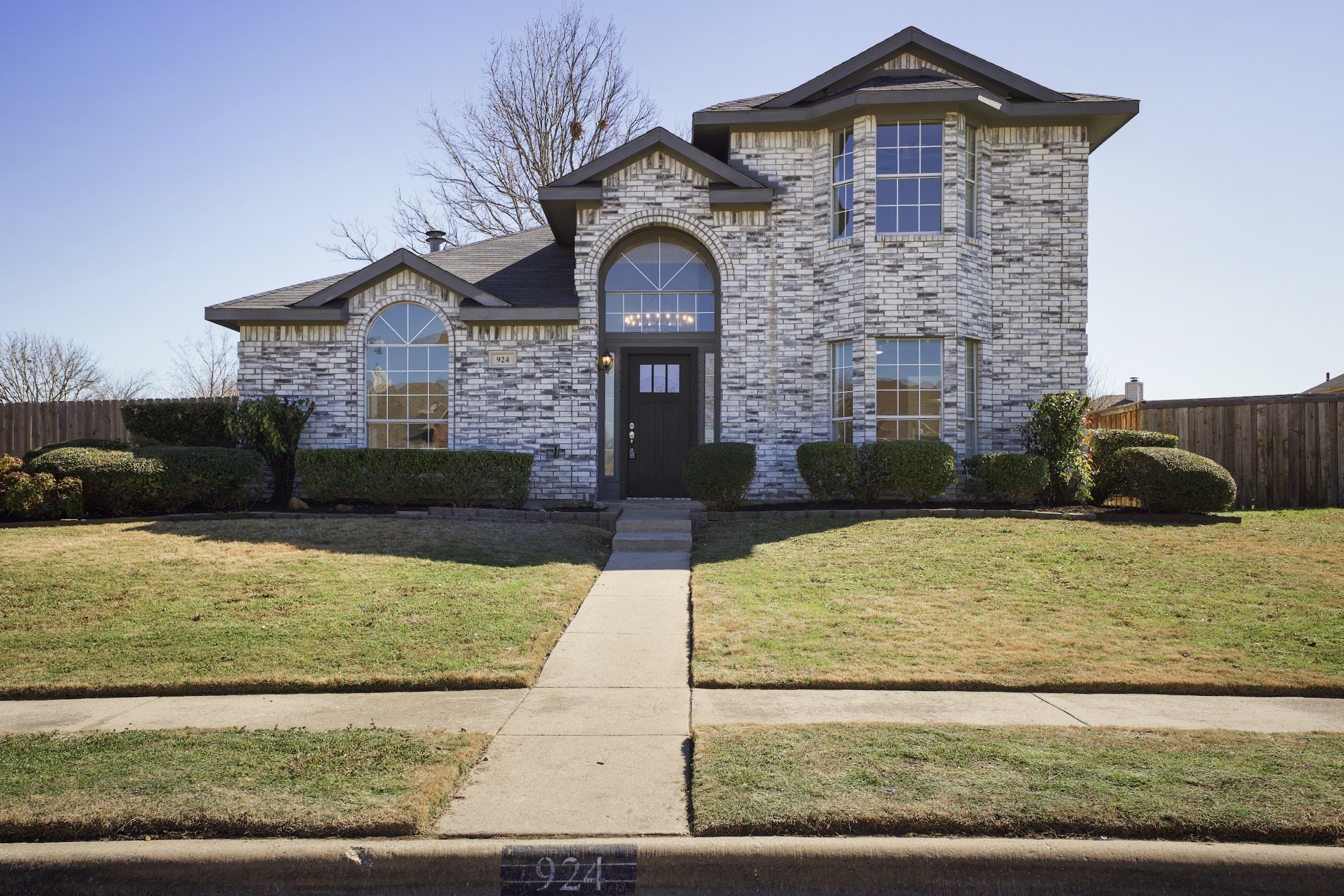 924 Waterview Drive Cedar Hill TX 75104