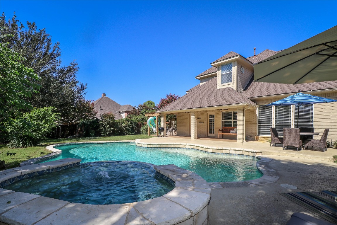 302 Sterling Court Southlake TX 76092
