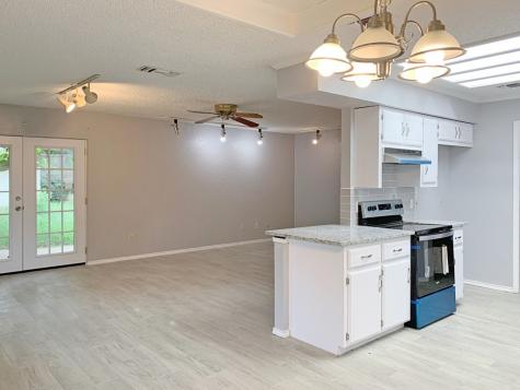 403 Dow Ross Boulevard Duncanville TX 75116