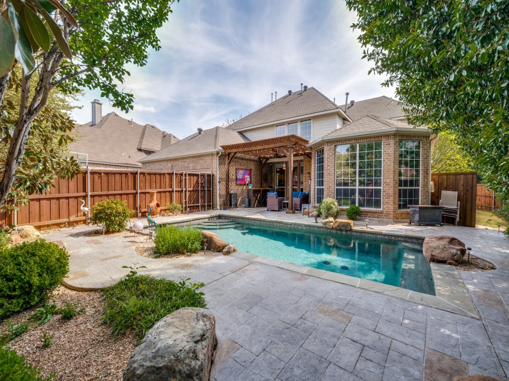 8012 Canterbury Terrace Mckinney TX 75072