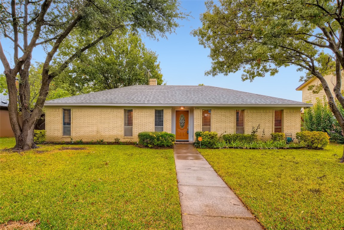 2008 Scarlet Oak Drive Richardson TX 75081