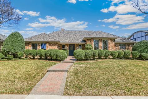 10019 Hickory Crossing Dallas TX 75243