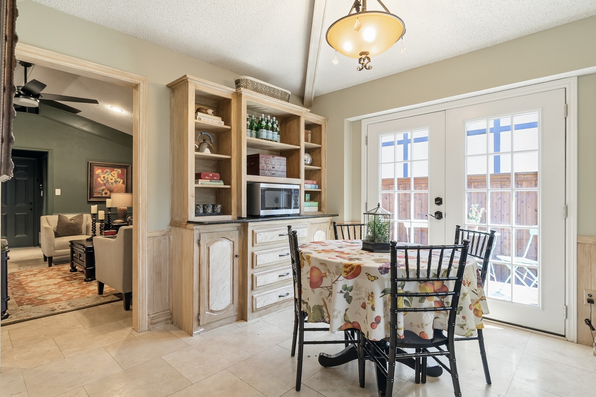 10019 Hickory Crossing Dallas TX 75243