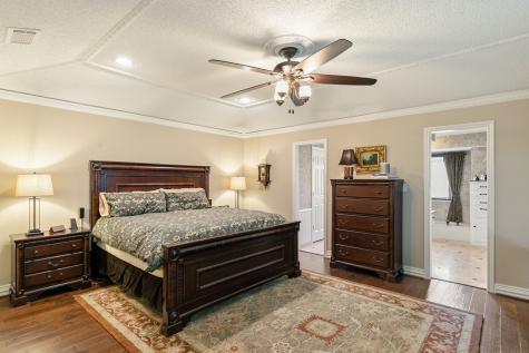 10019 Hickory Crossing Dallas TX 75243