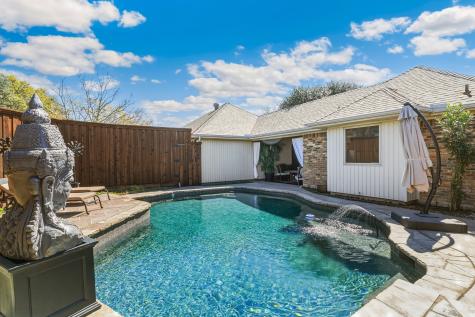 10019 Hickory Crossing Dallas TX 75243