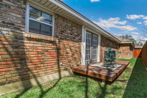 10019 Hickory Crossing Dallas TX 75243