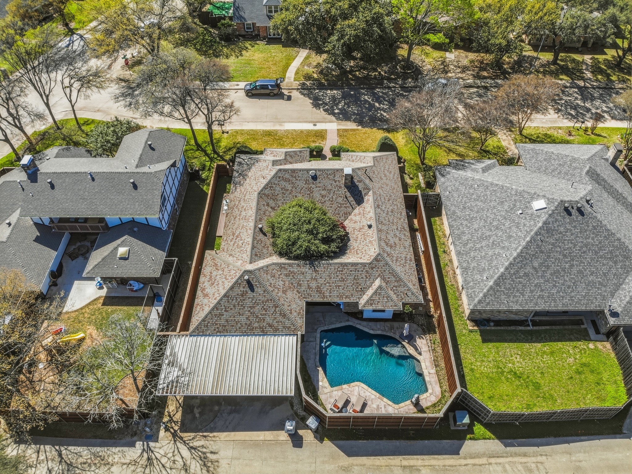 10019 Hickory Crossing Dallas TX 75243