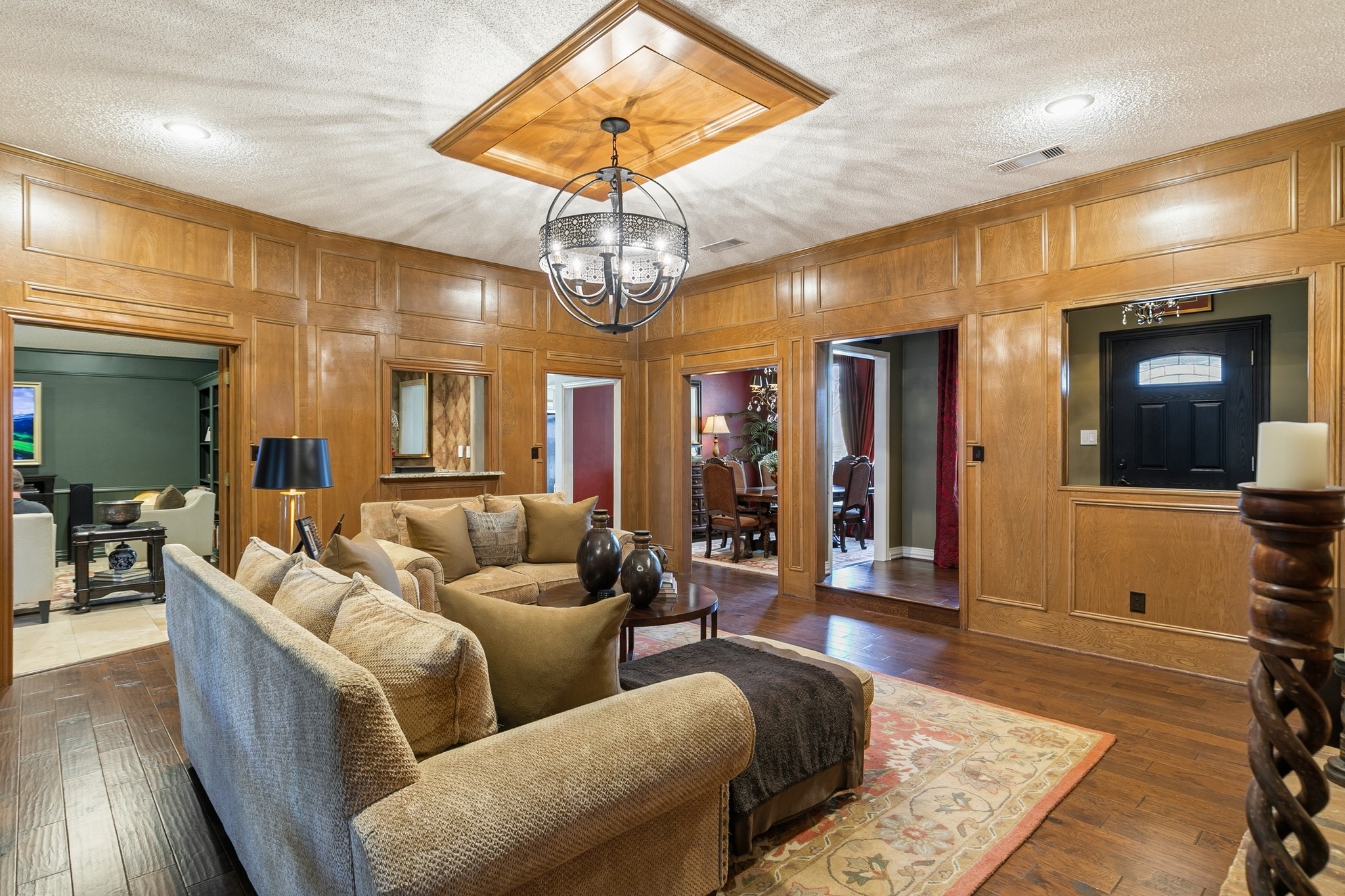 10019 Hickory Crossing Dallas TX 75243