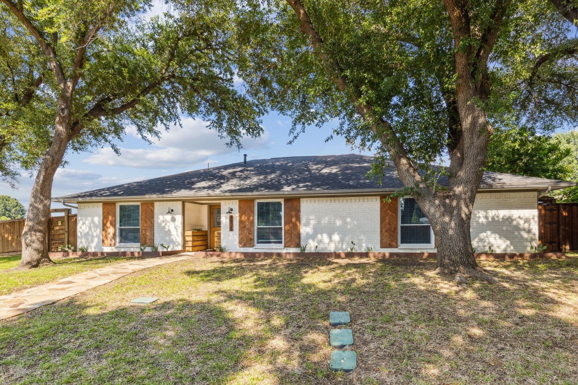 1931 Maxwell Drive Lewisville TX 75077