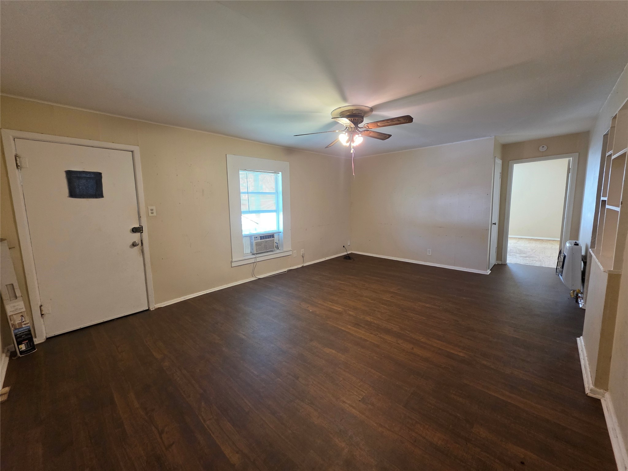 1203 N Anglin Street Cleburne TX 76031