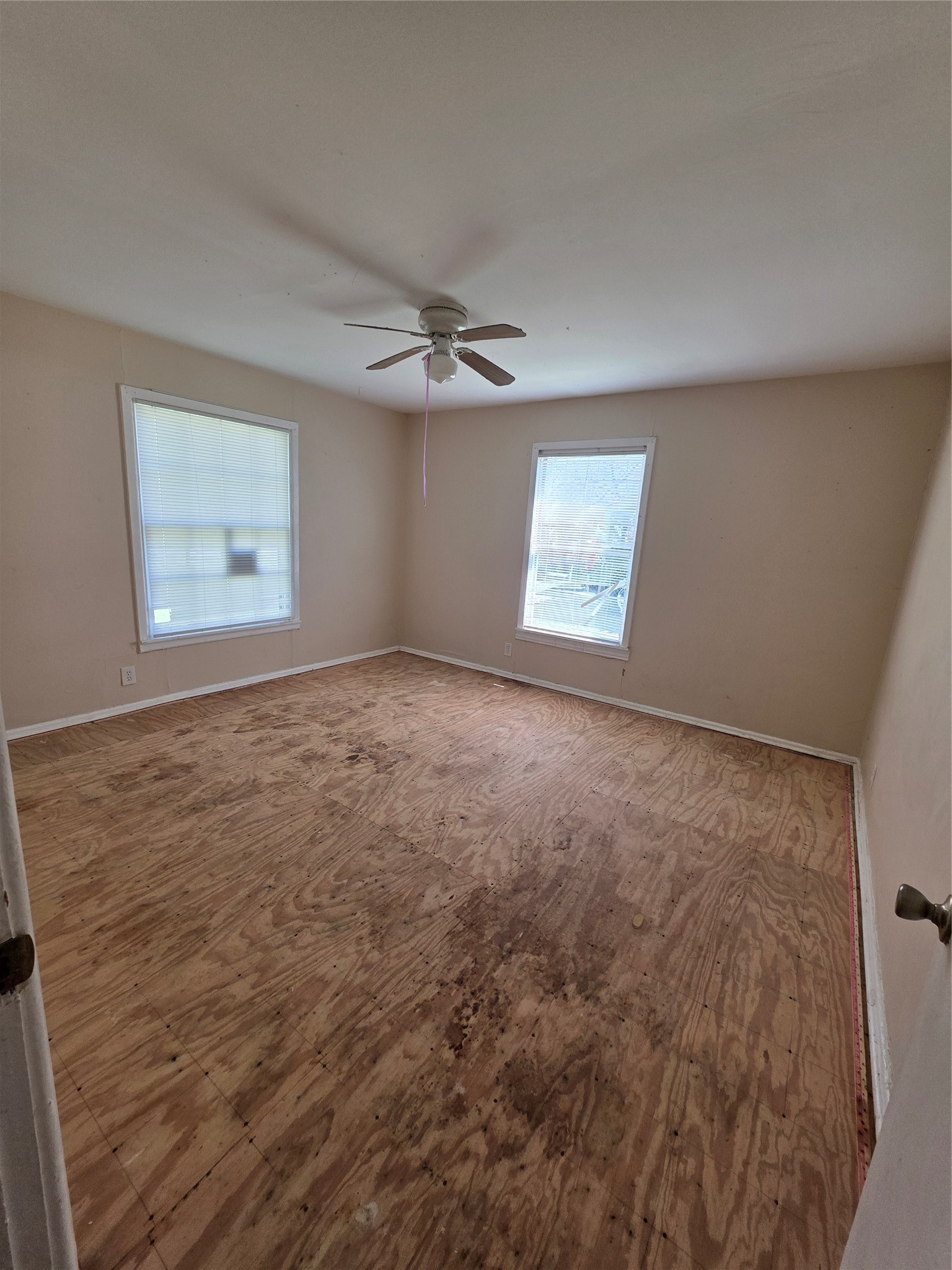1203 N Anglin Street Cleburne TX 76031