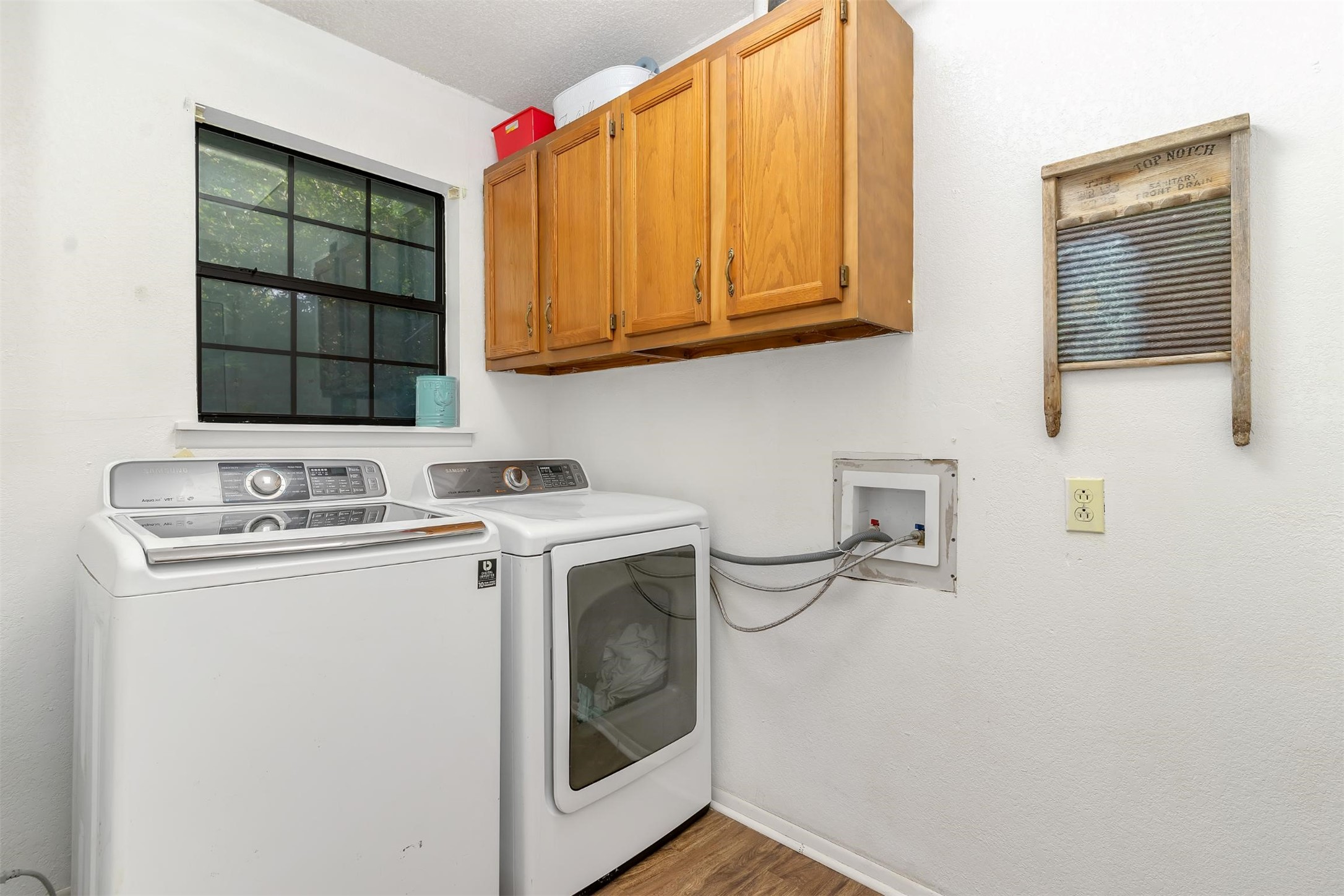 206 Lovelady Street Cleburne TX 76033