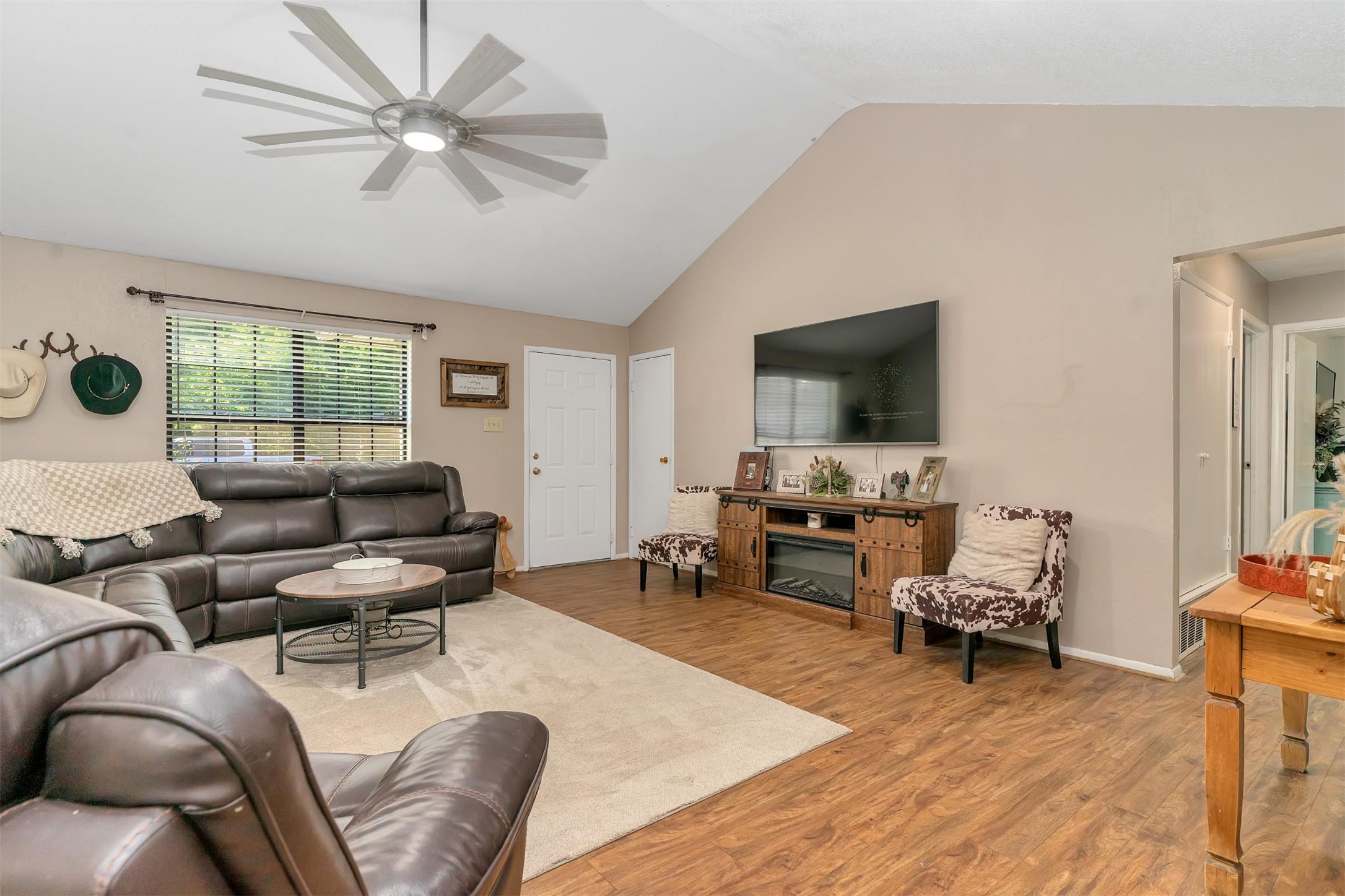 206 Lovelady Street Cleburne TX 76033