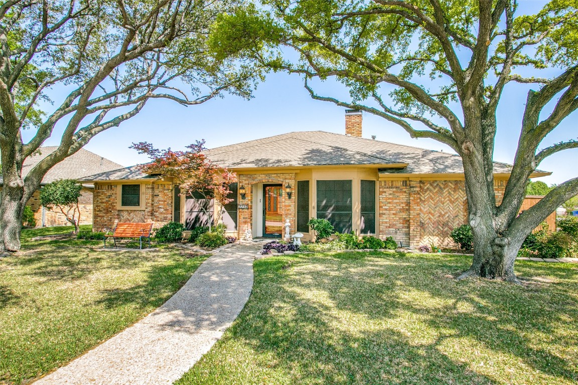 2237 Southern Circle Carrollton TX 75006