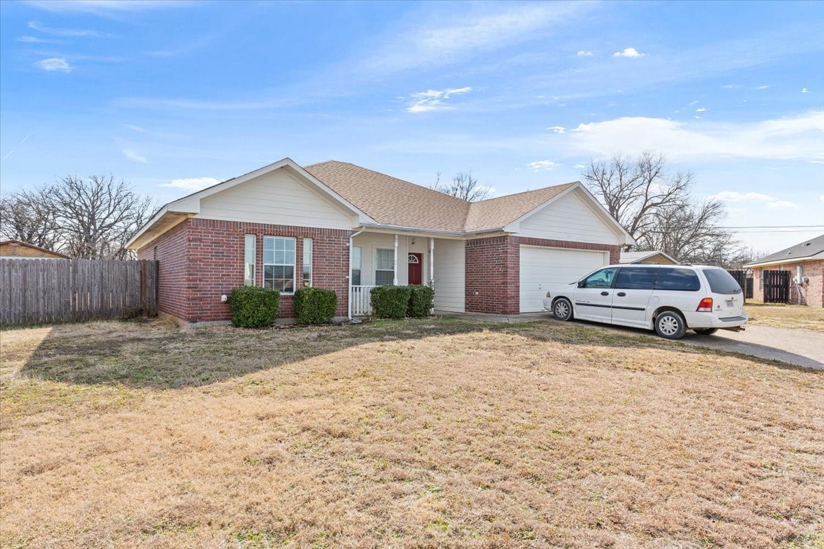 400 Wildcat Drive Lacy Lakeview TX 76705