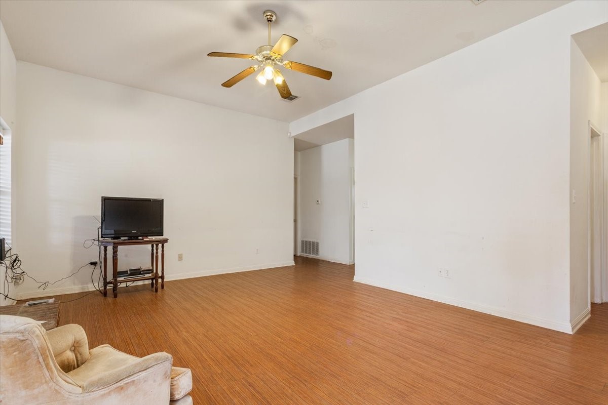 400 Wildcat Drive Lacy Lakeview TX 76705