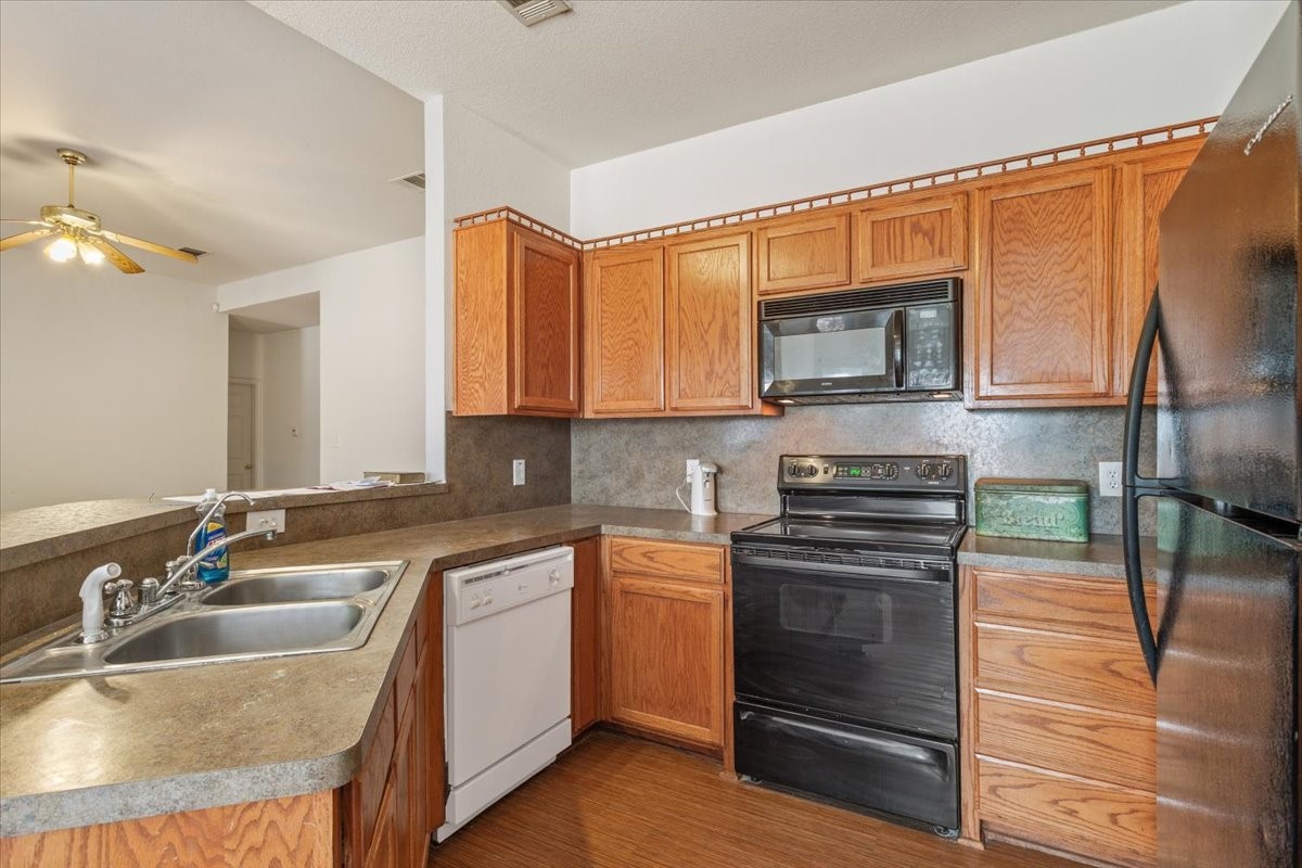 400 Wildcat Drive Lacy Lakeview TX 76705