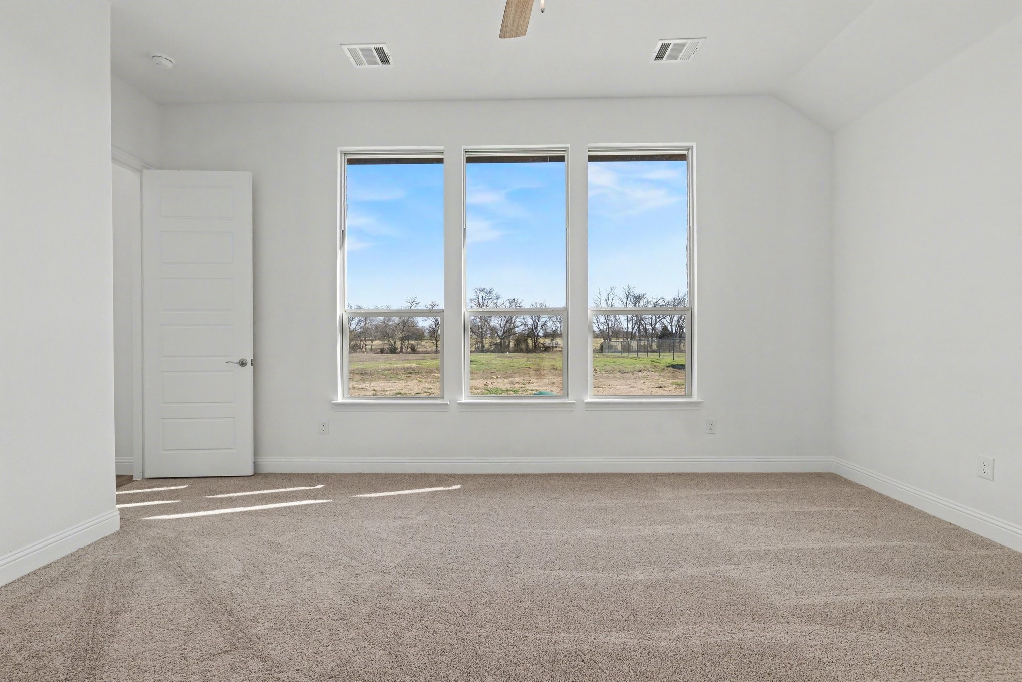 6009 Amber Sanger TX 76266