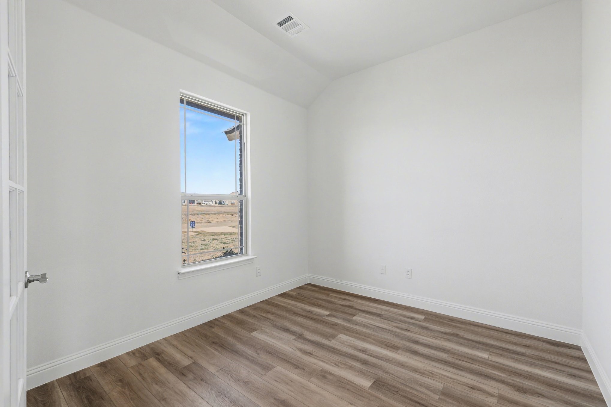 6009 Amber Sanger TX 76266