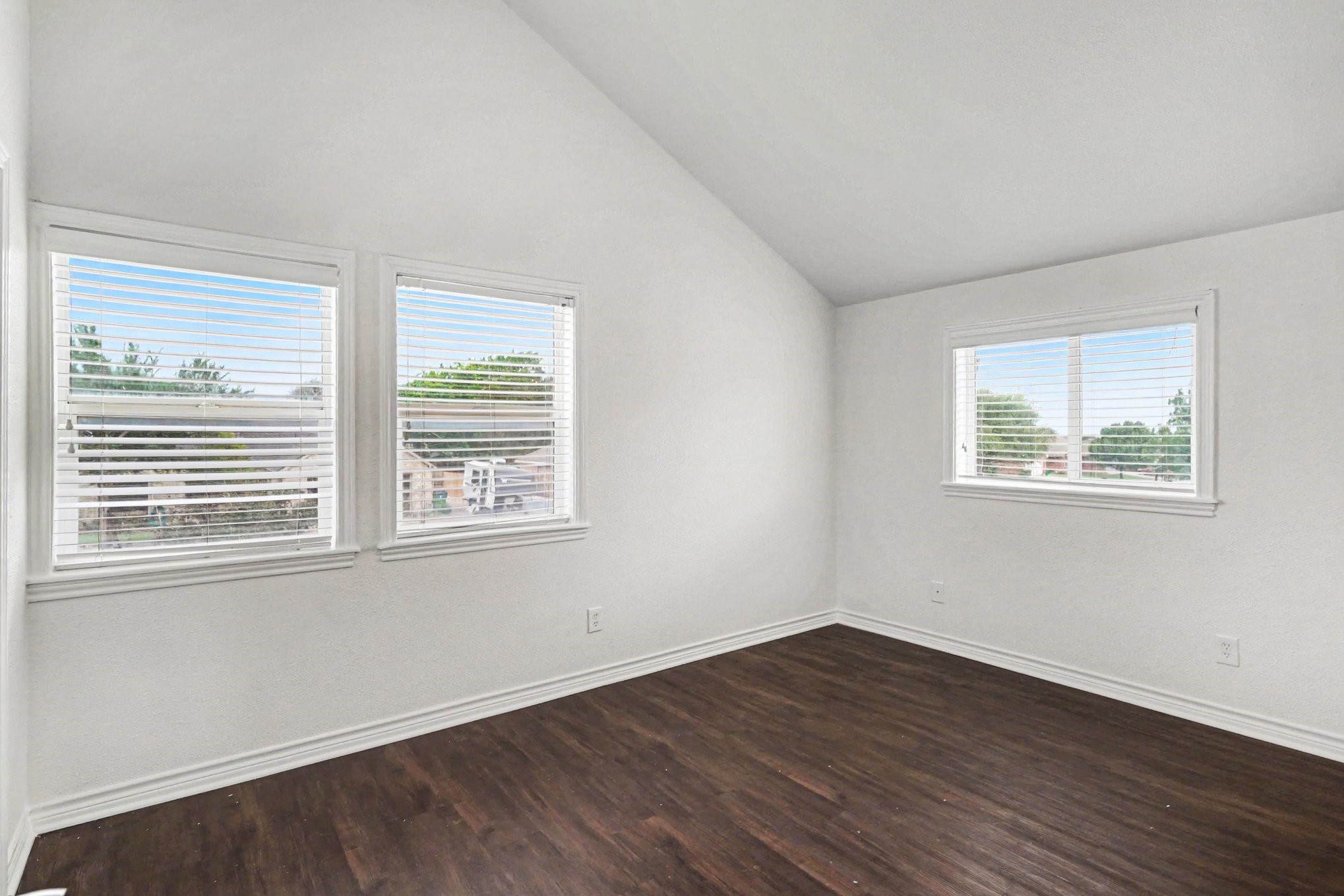 416 S Madison Place Ponder TX 76259