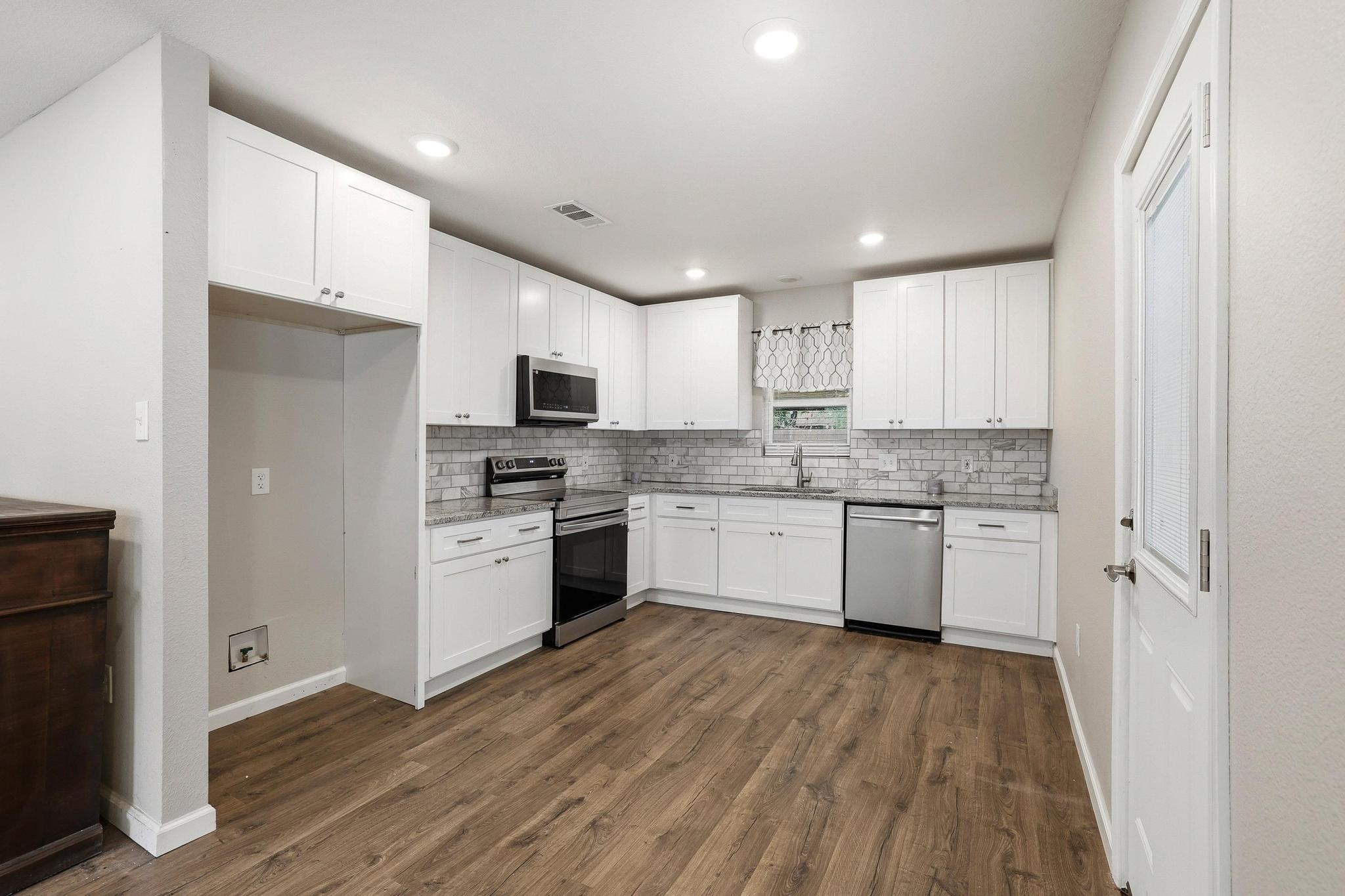 1020 W Ford Street Denison TX 75020