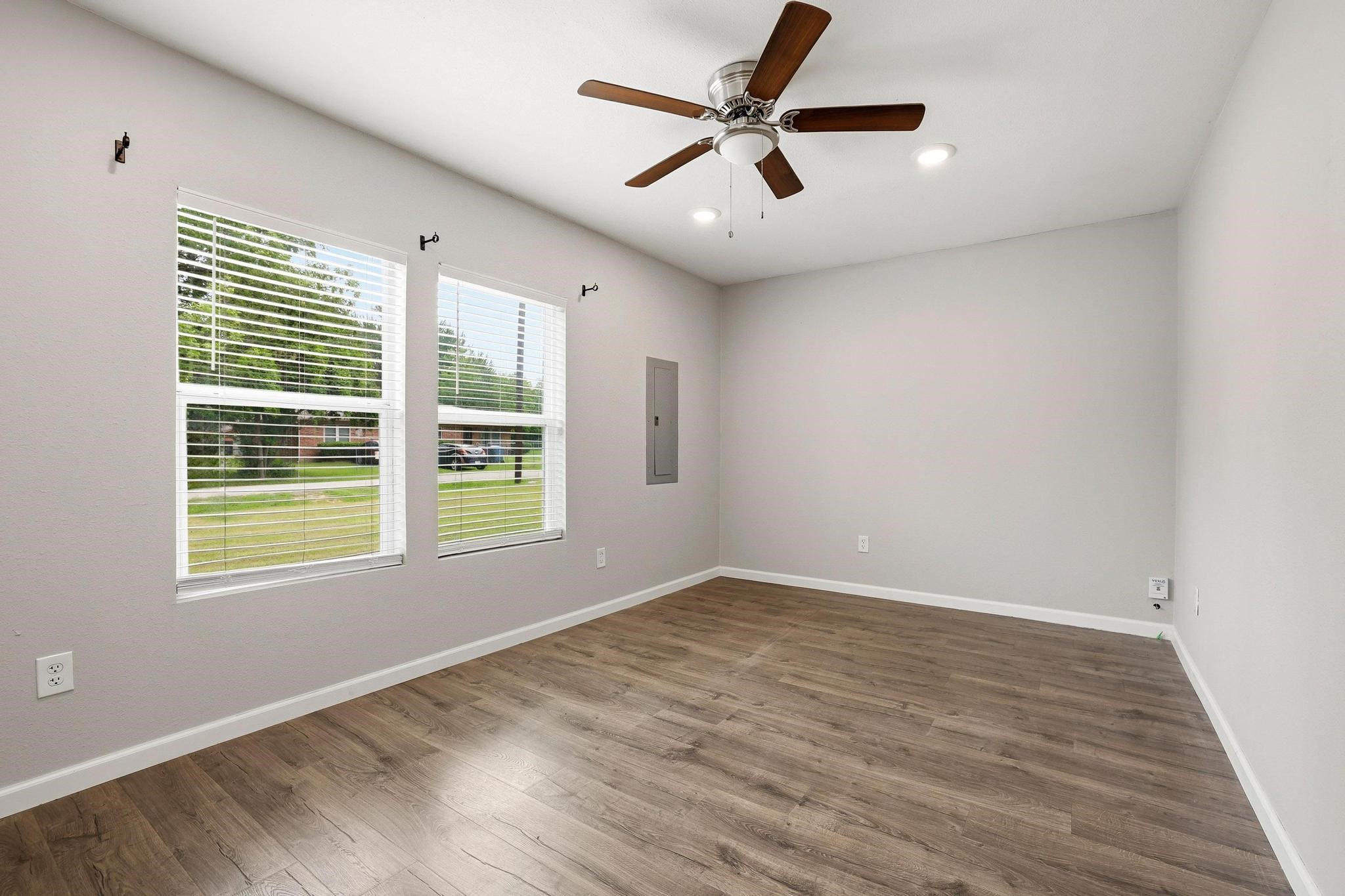 1020 W Ford Street Denison TX 75020