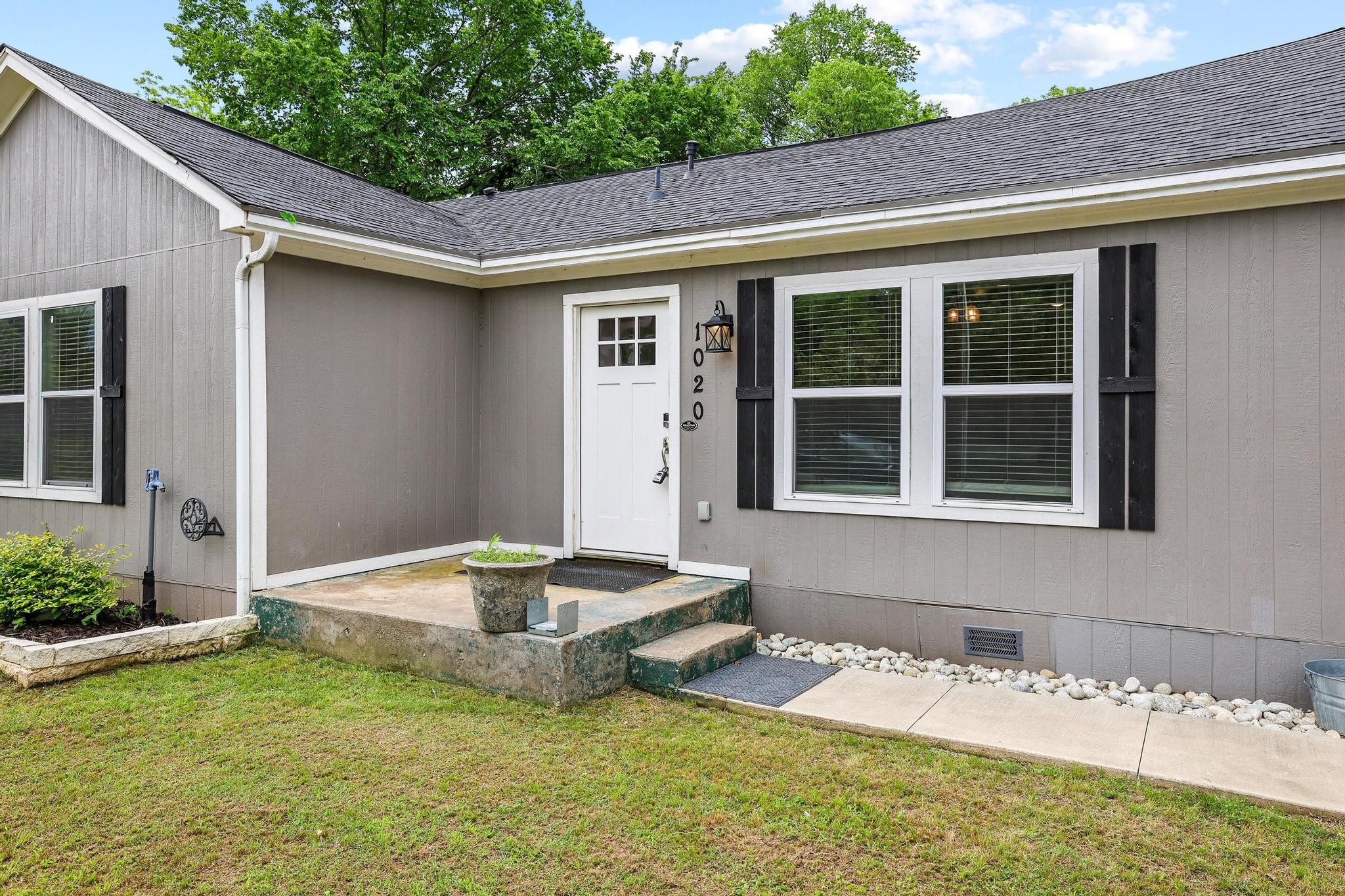 1020 W Ford Street Denison TX 75020