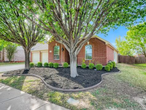 5028 Raisintree Drive Fort Worth TX 76244