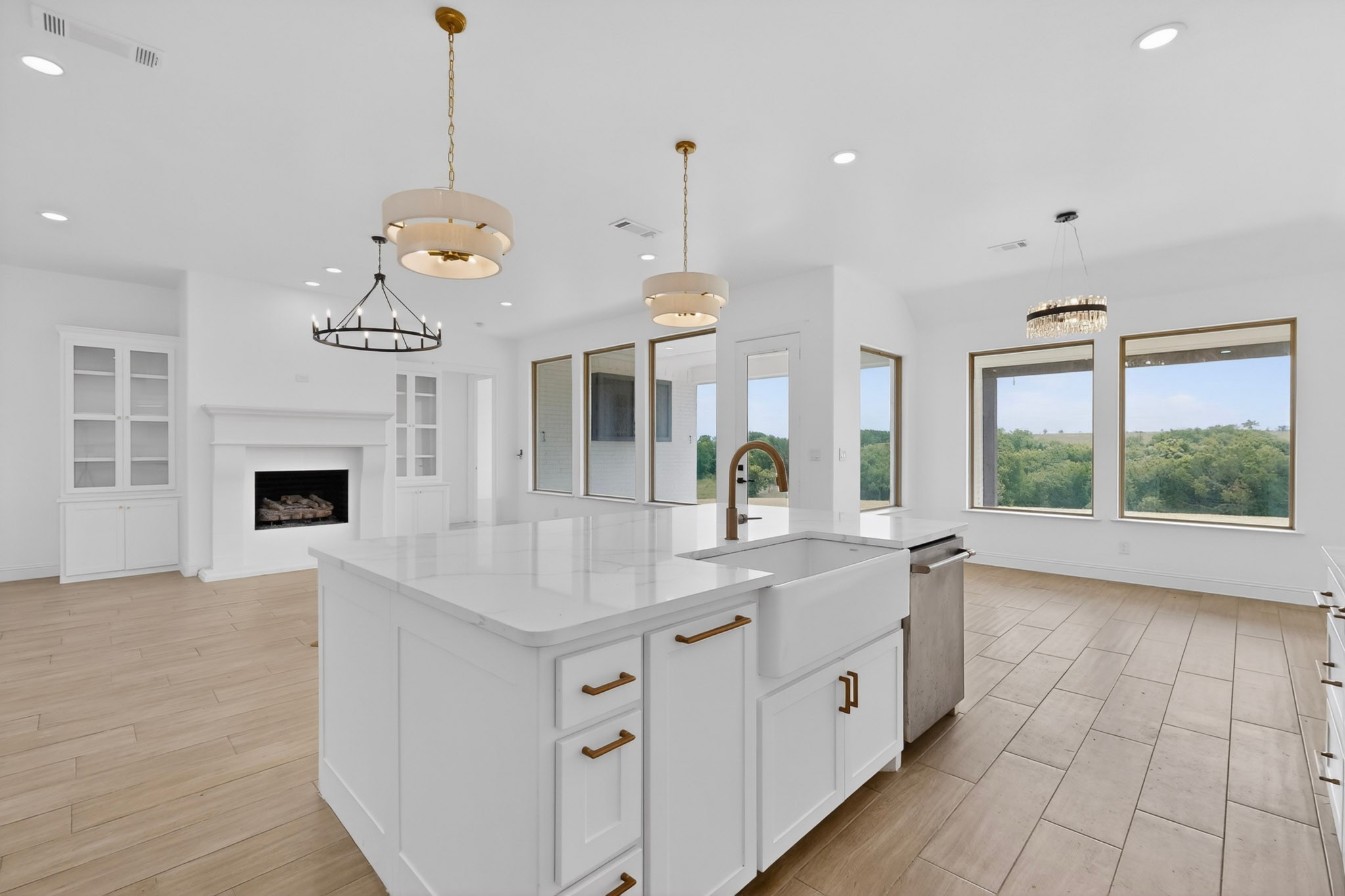 10813 Alta Sierra Drive Benbrook TX 76126
