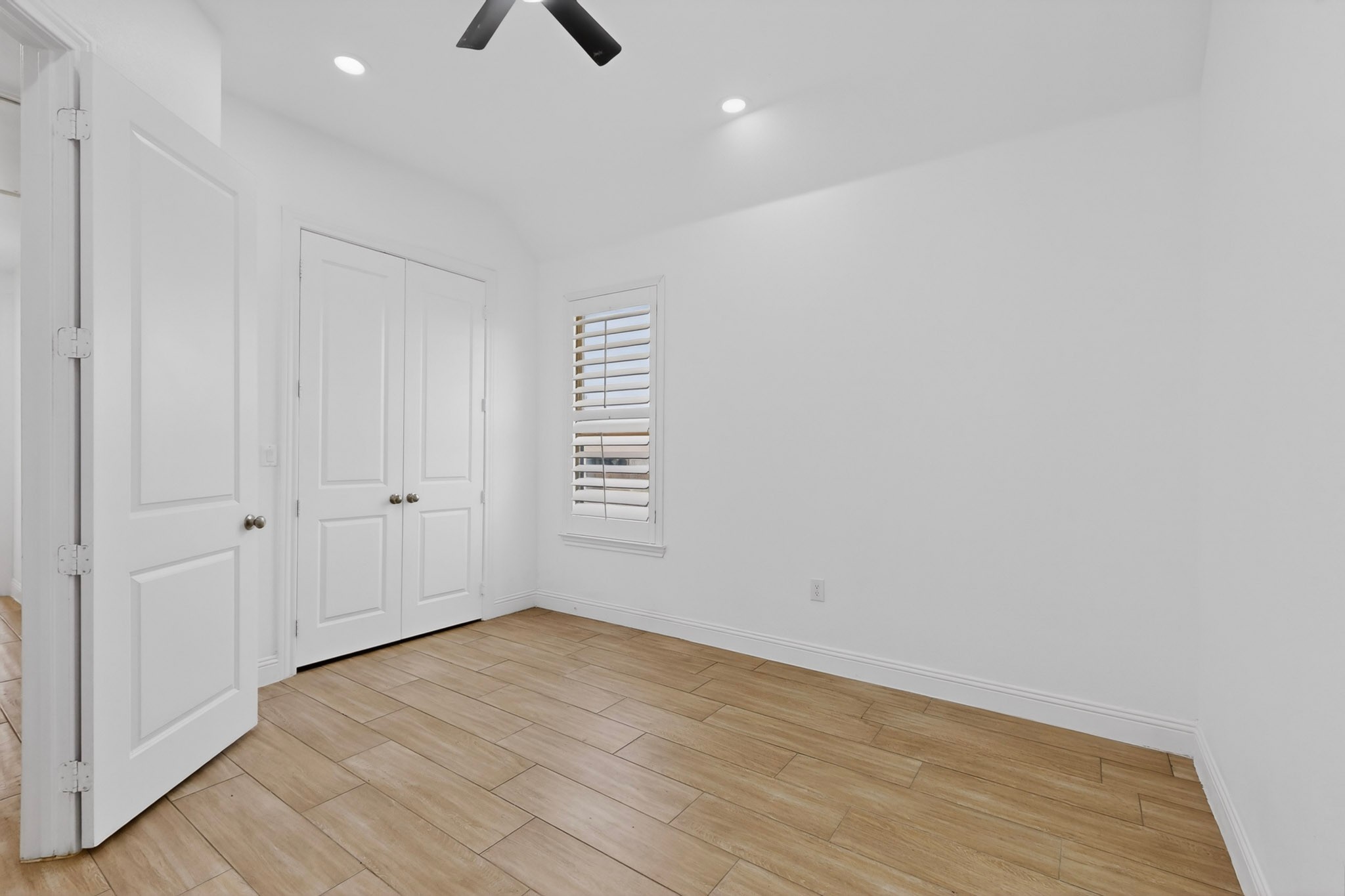 10813 Alta Sierra Drive Benbrook TX 76126