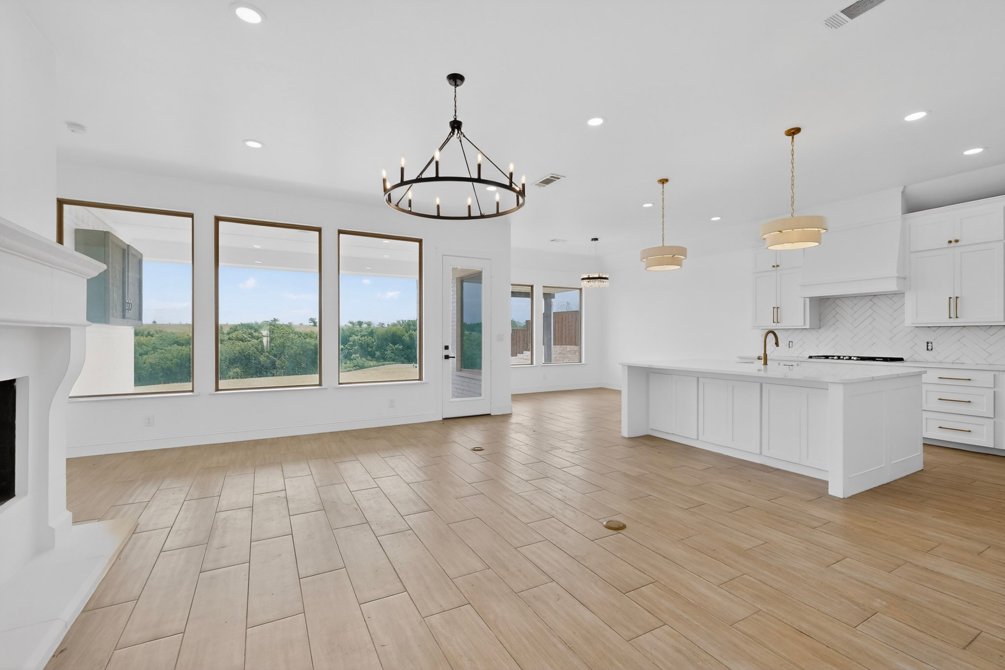 10813 Alta Sierra Drive Benbrook TX 76126