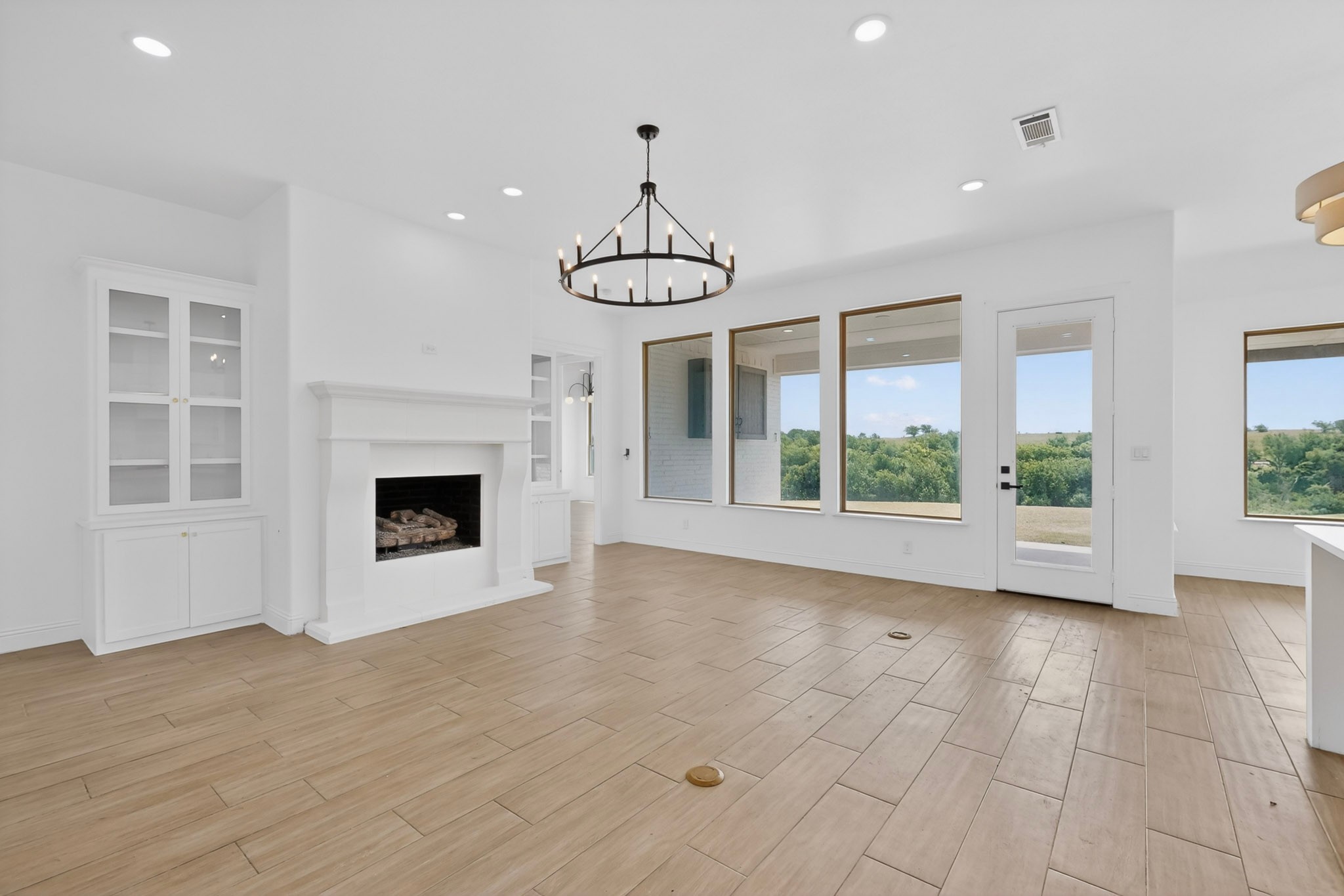 10813 Alta Sierra Drive Benbrook TX 76126