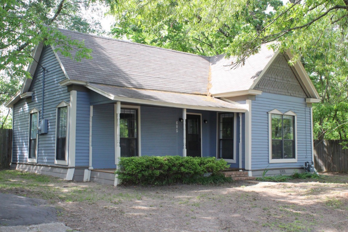 605 Mulberry Street Winnsboro TX 75494