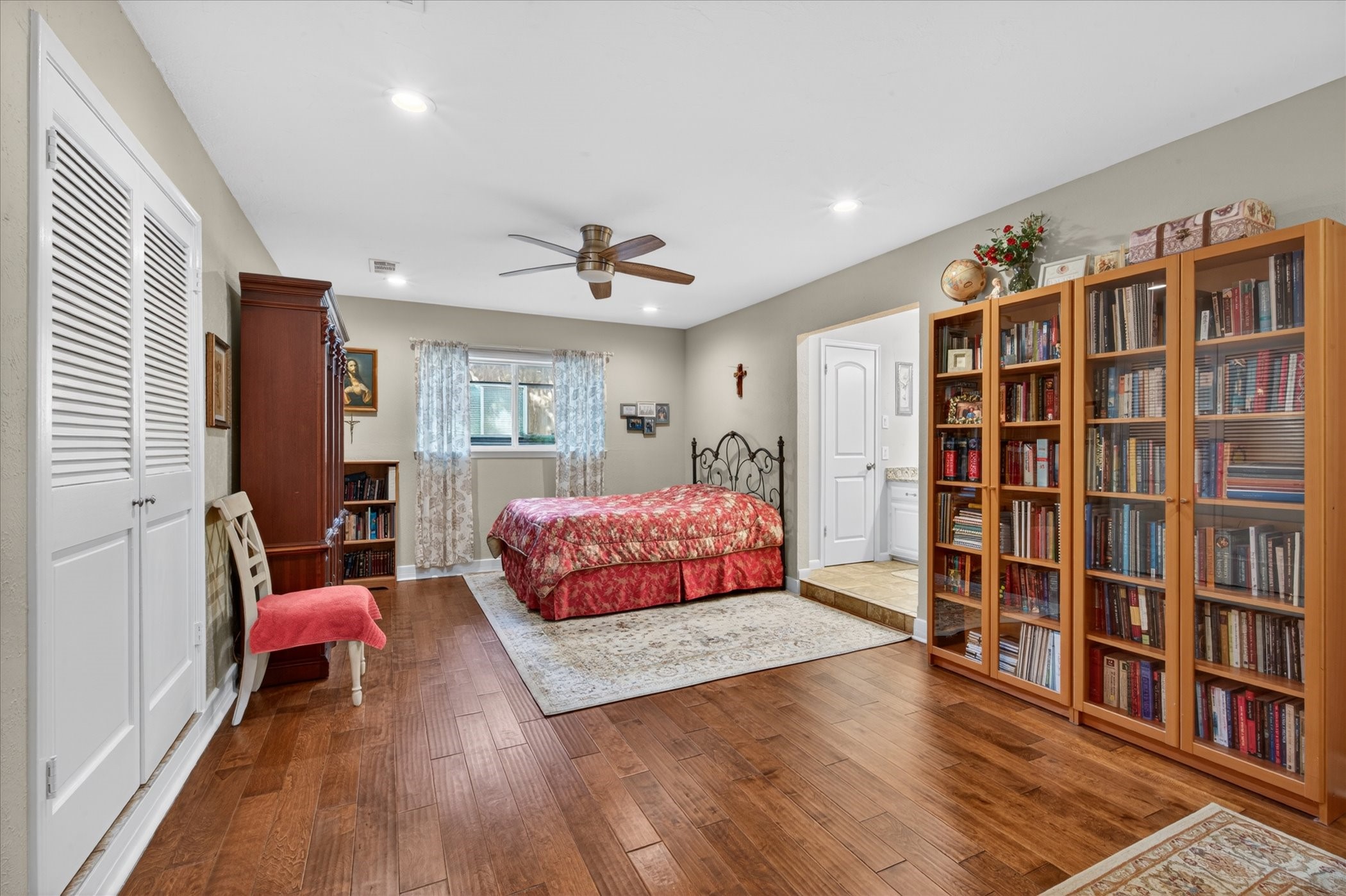 2400 Kings Country Drive Irving TX 75038