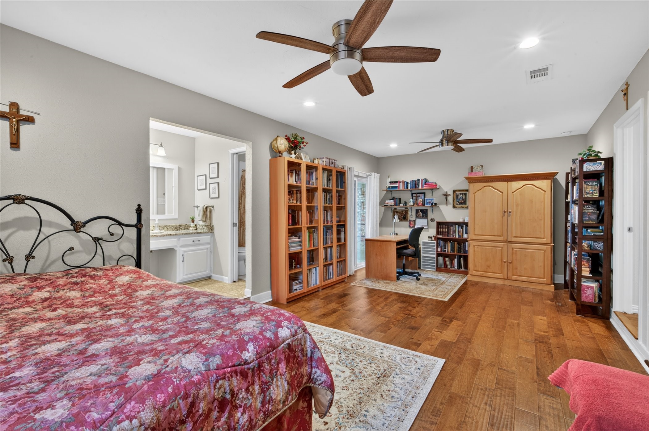 2400 Kings Country Drive Irving TX 75038