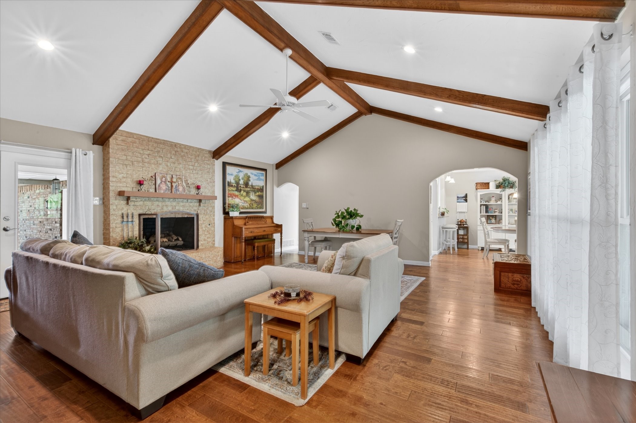 2400 Kings Country Drive Irving TX 75038