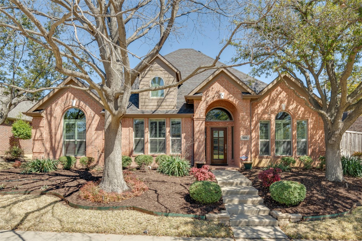 1924 Trail Ridge Lane Flower Mound TX 75028