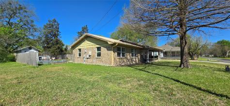 208 Mill Street Lone Oak TX 75453
