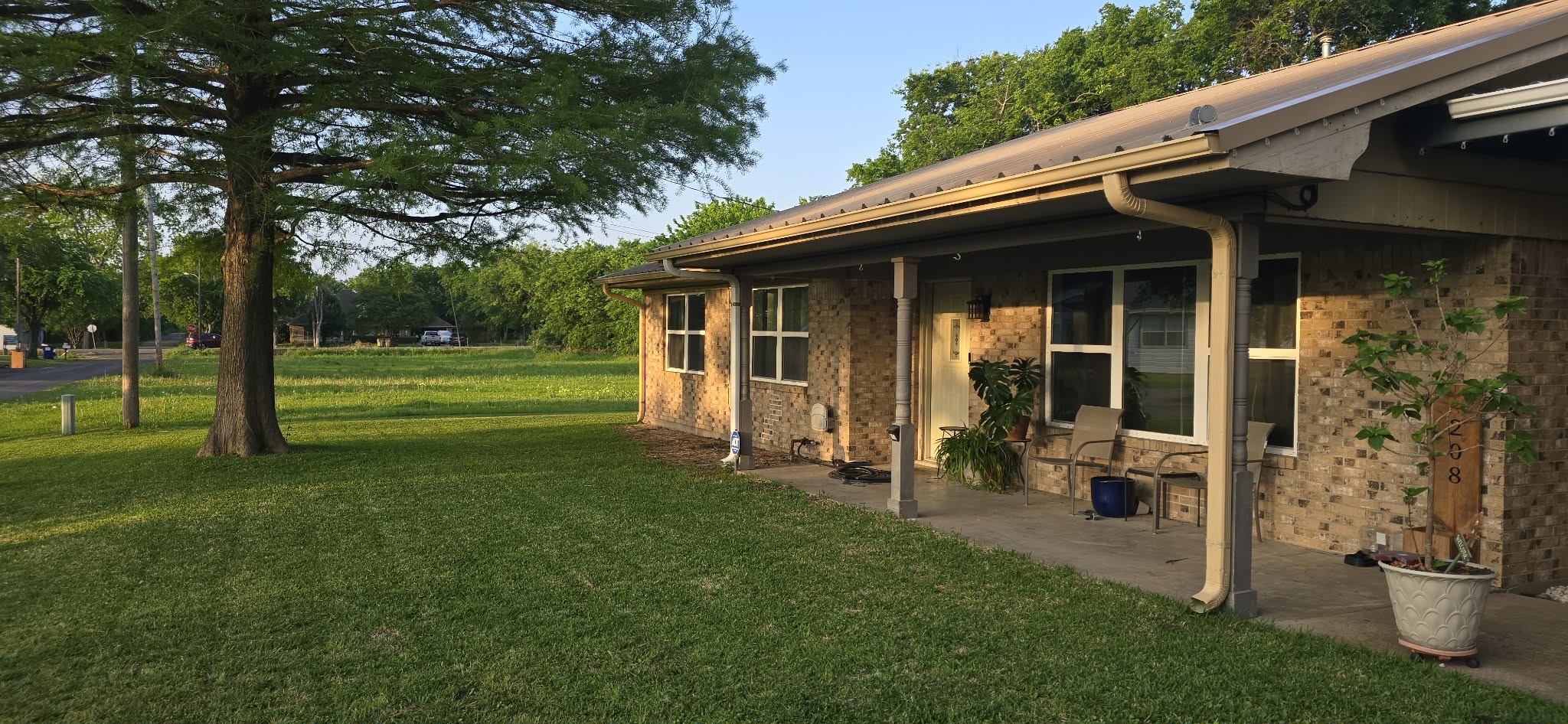208 Mill Street Lone Oak TX 75453