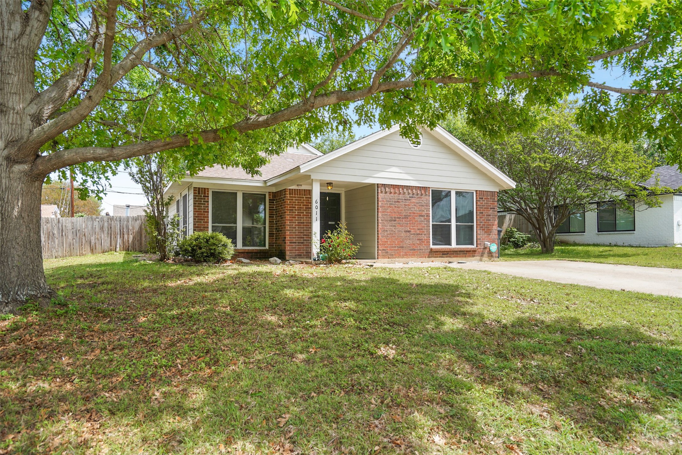 6011 Hott Springs Drive Arlington TX 76001
