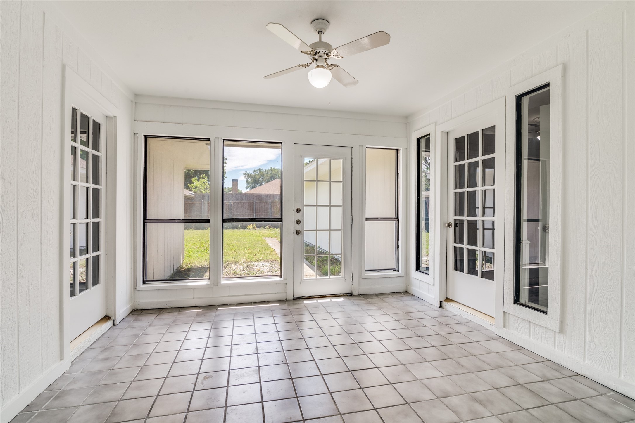 414 Willowcrest Drive Garland TX 75040