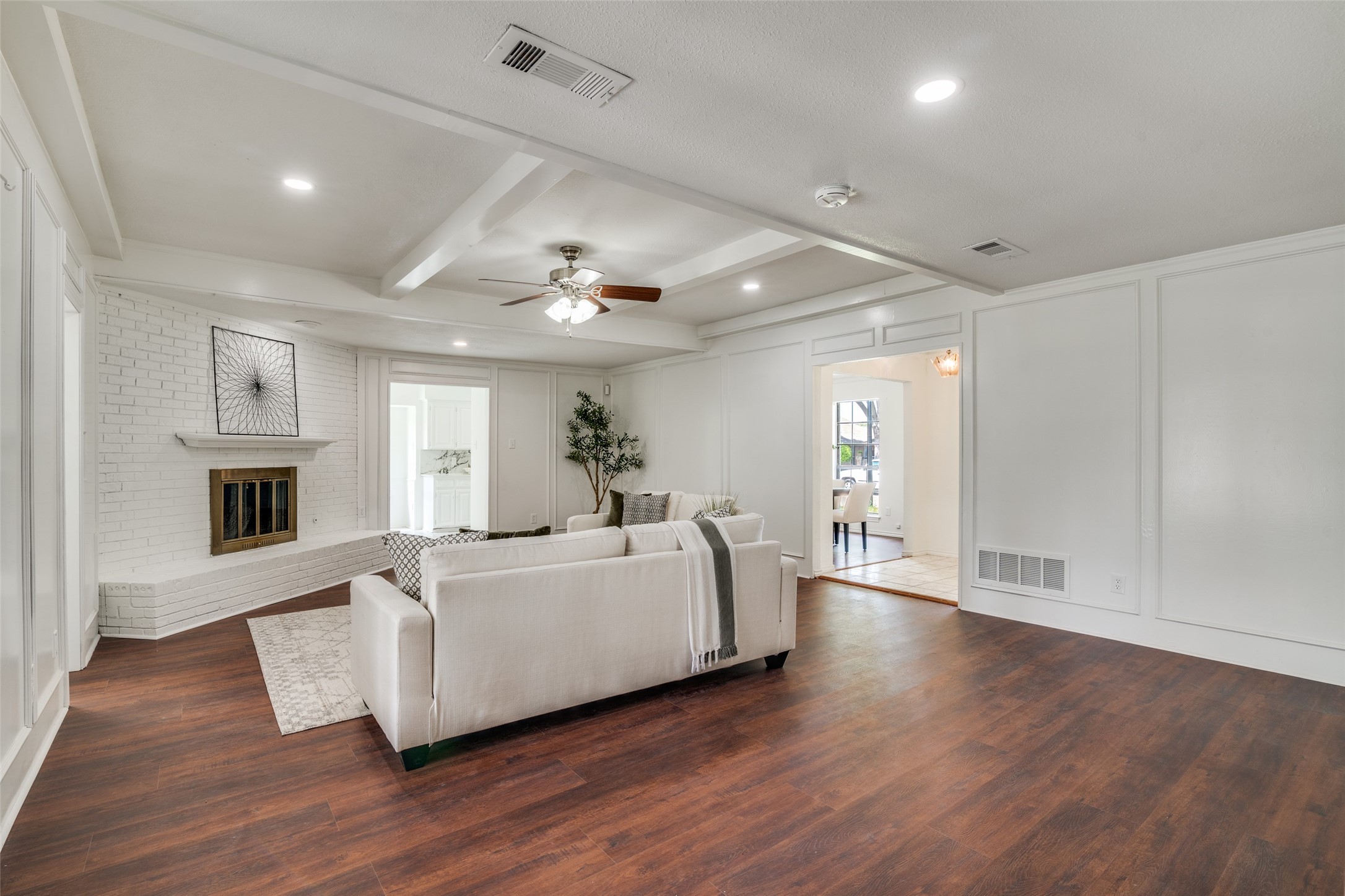 414 Willowcrest Drive Garland TX 75040