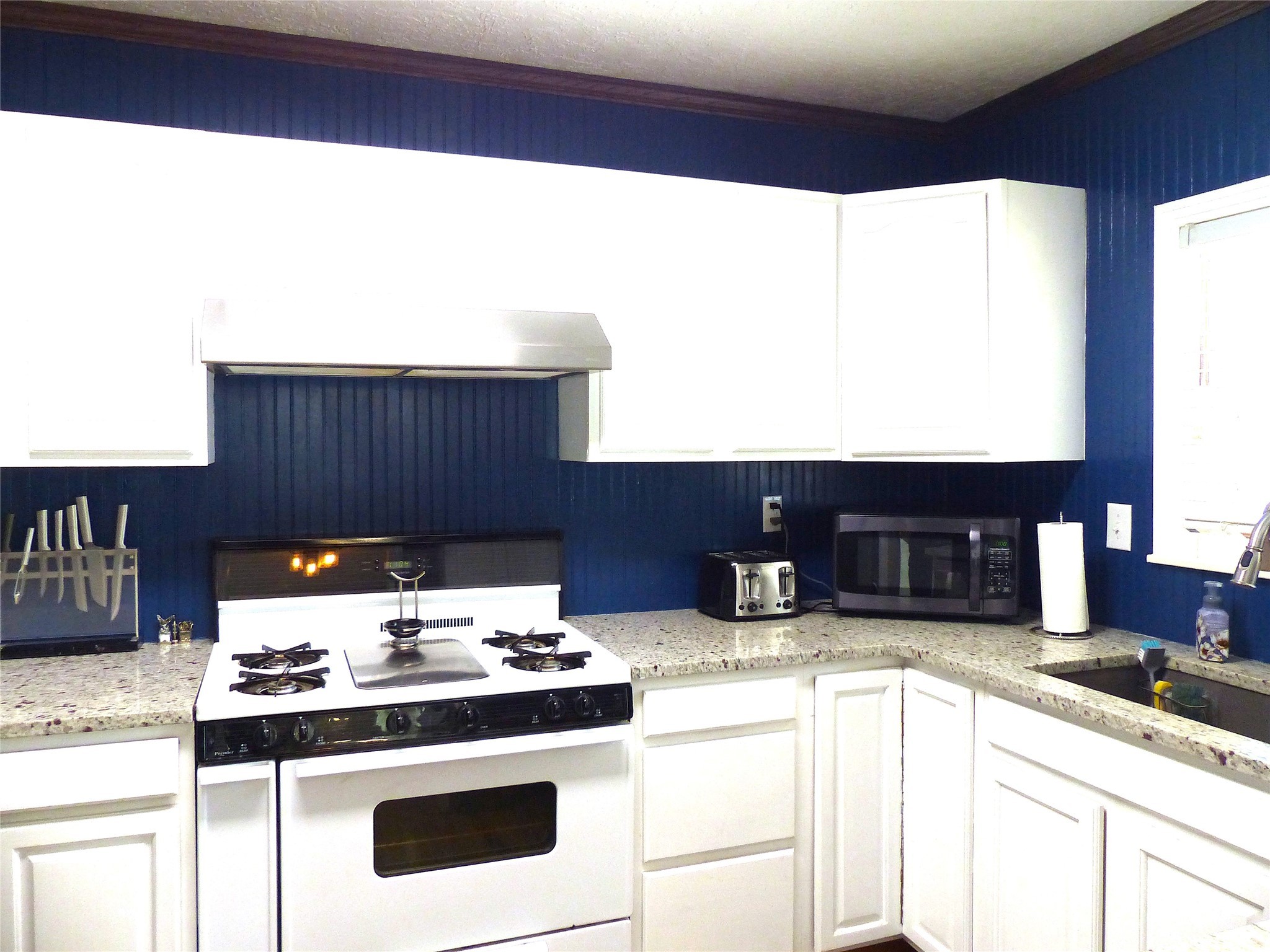 1031 11th Brady TX 76825