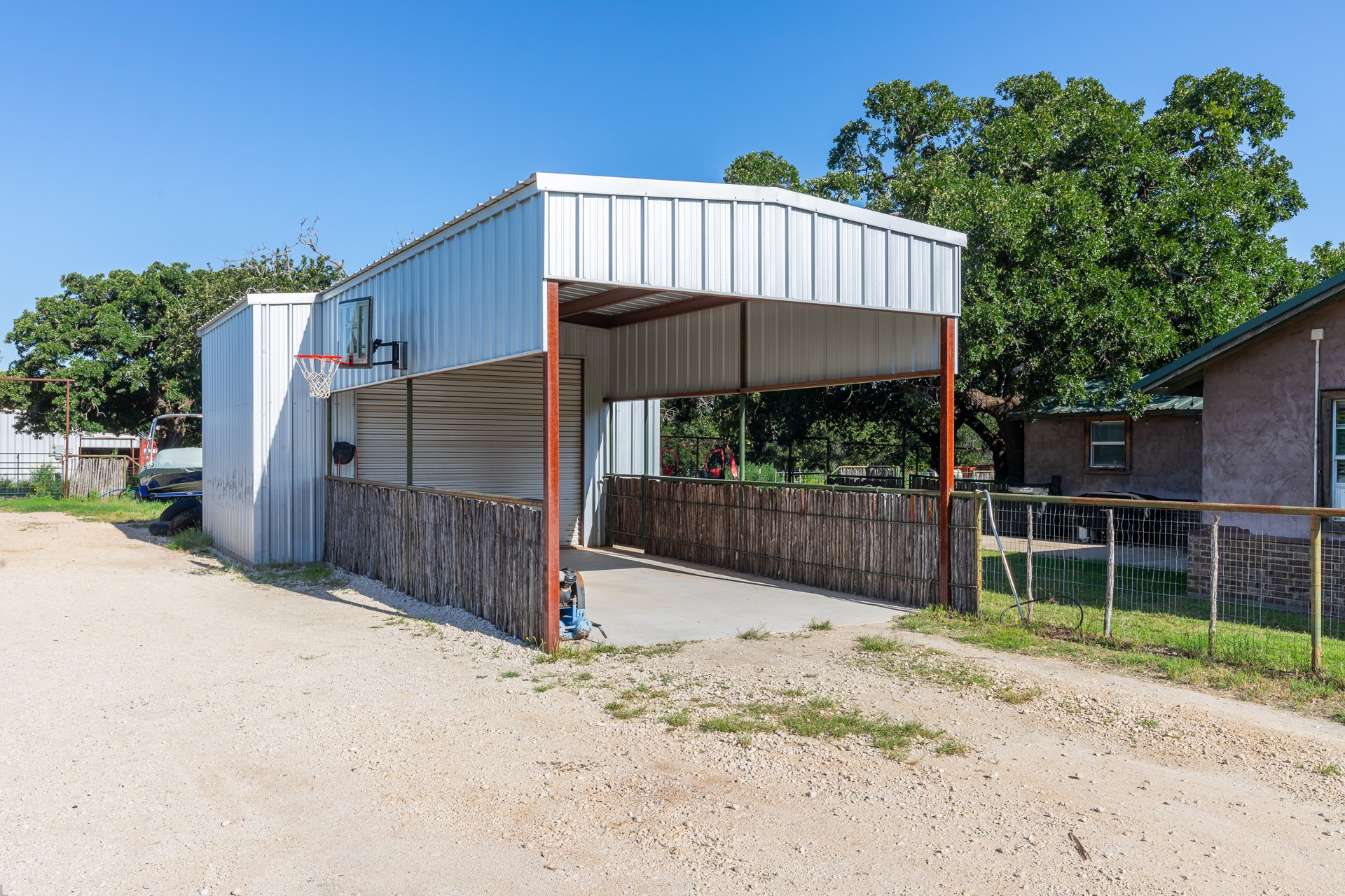 2143 County Road 113 Clyde TX 79510