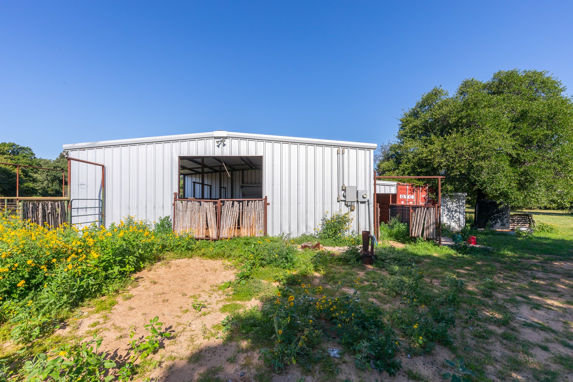 2143 County Road 113 Clyde TX 79510