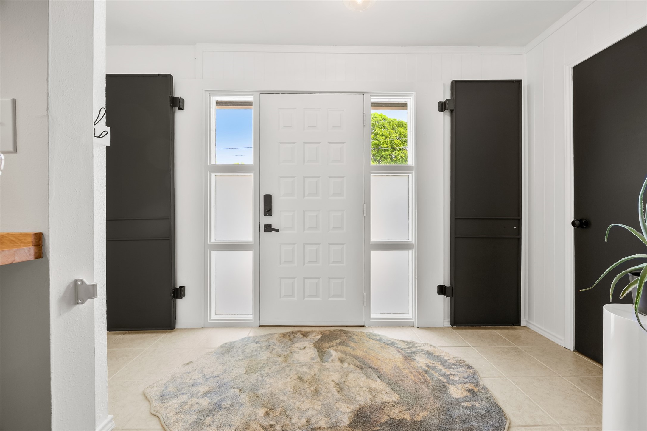 109 Hillside Drive W Burleson TX 76028