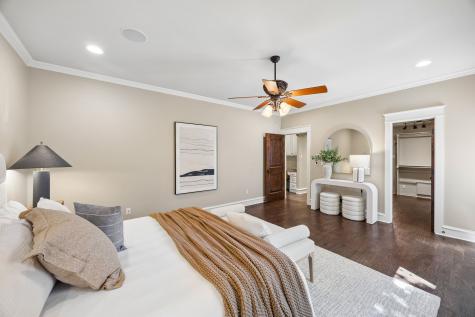 1572 Stemmons Avenue Dallas TX 75208