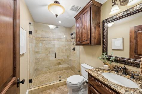 1572 Stemmons Avenue Dallas TX 75208